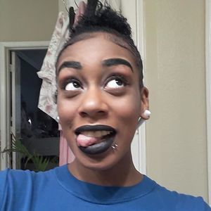 Meet your Posher, Jade